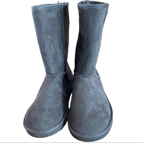 Isaac Mizrahi cozy boots. Mid calf gray size   9 - Picture 3 of 9